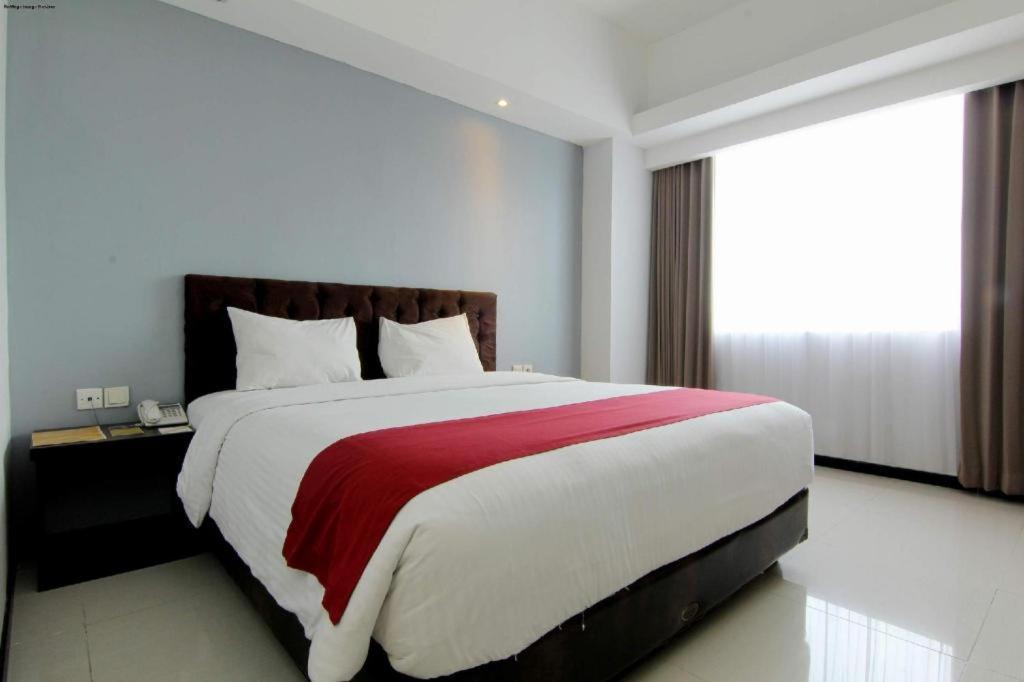 เดอะ ซัน โฮเต็ล เมเดียน Hotel มาดิอุน ภายนอก รูปภาพ